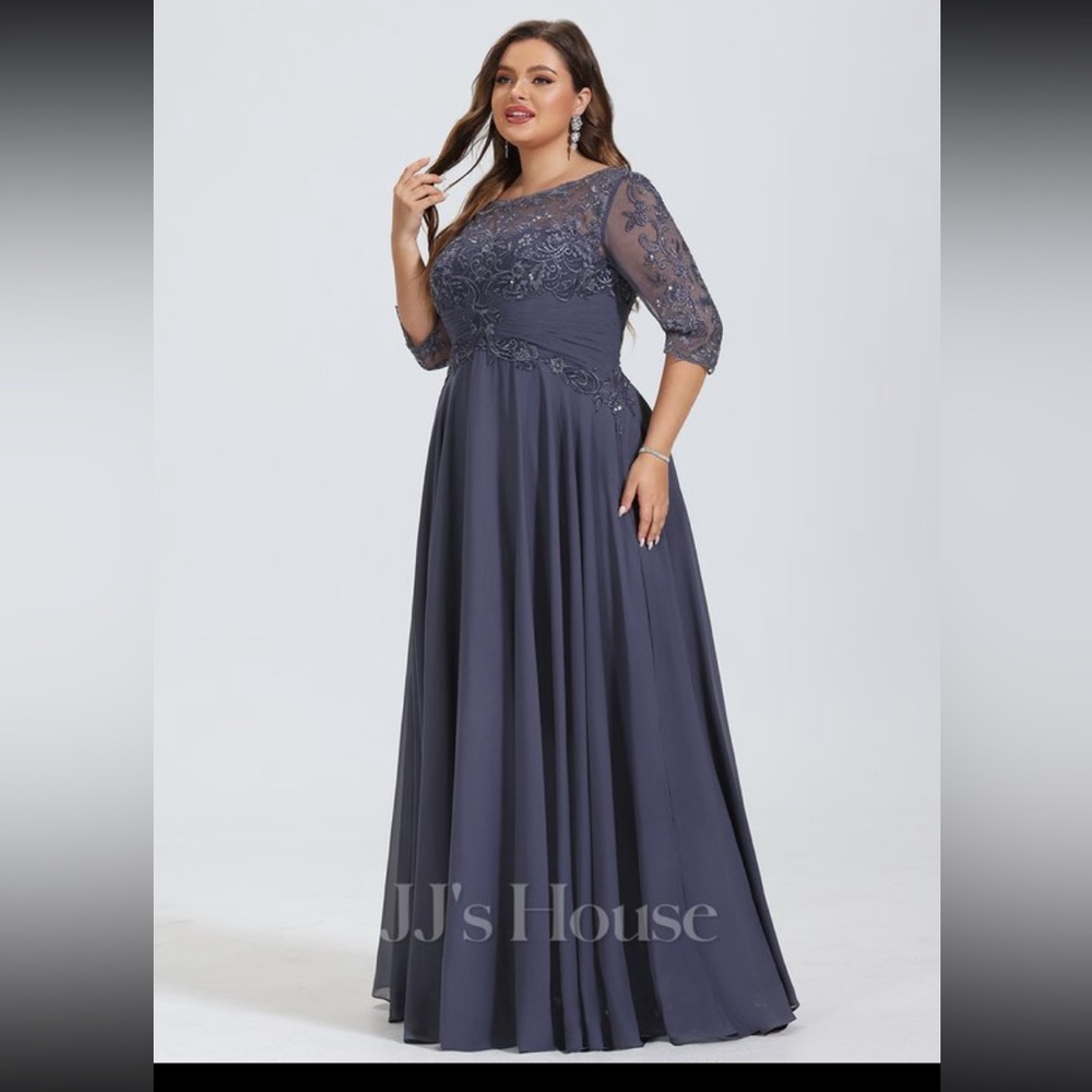 Size 16 full length gown. Fitted for 5’4” -  1 1/2 inch heel. Color:  stormy.